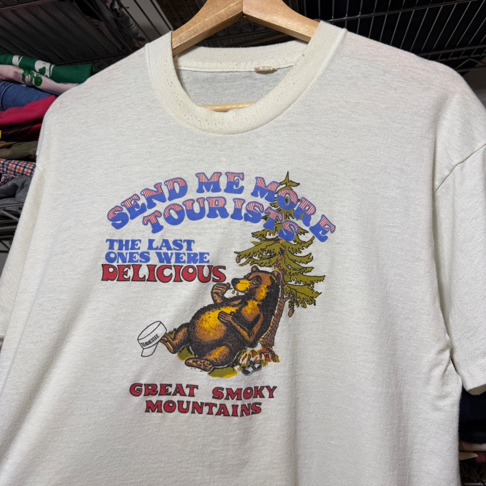 VTG 80's Smoky Mountains Send Me More Tourists Bear Tennessee T-Shirt XL White